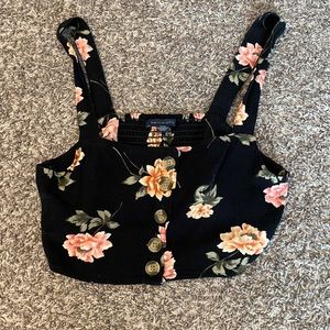 American Eagle crop top